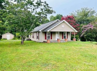 2047 Icard Ridge Rd, Taylorsville, NC 28681