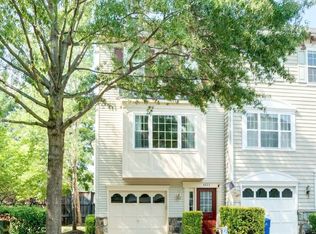 3823 Watkins Mill Dr, Alexandria, VA 22304
