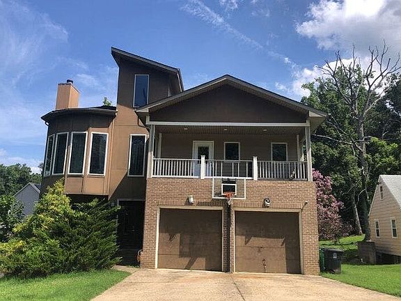 2nd image of 2 Hickory St