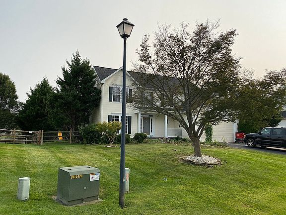 2nd image of 49 Pebble Beach Cir