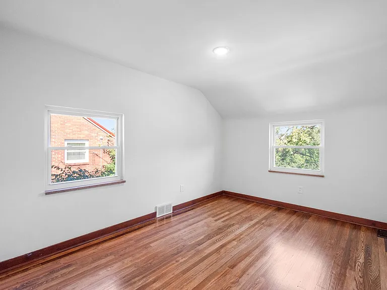 5744 Poketa Rd — Photo 25