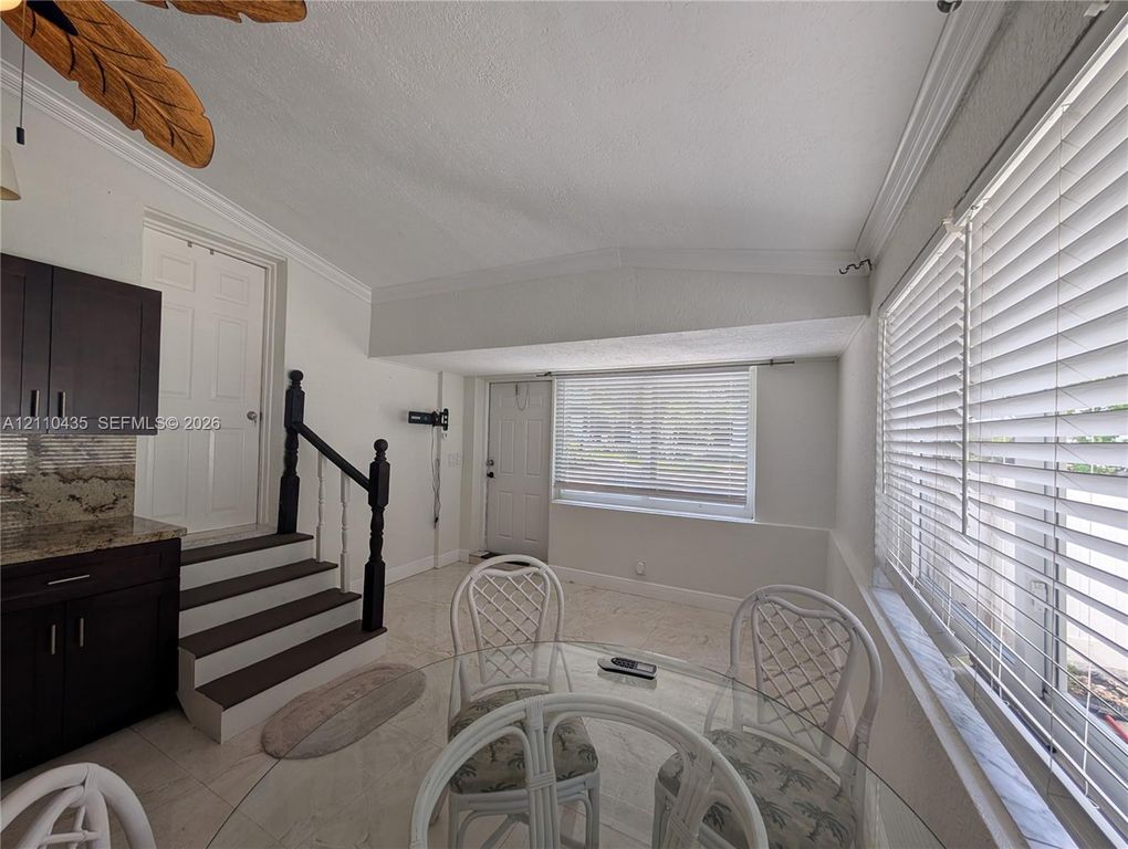 3221 NE 7th St #2, photo 7