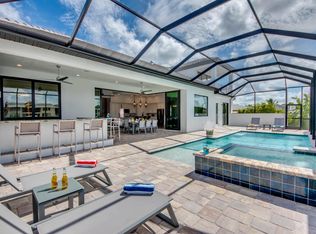 1732 SE 40th Ter, Cape Coral, FL 33904