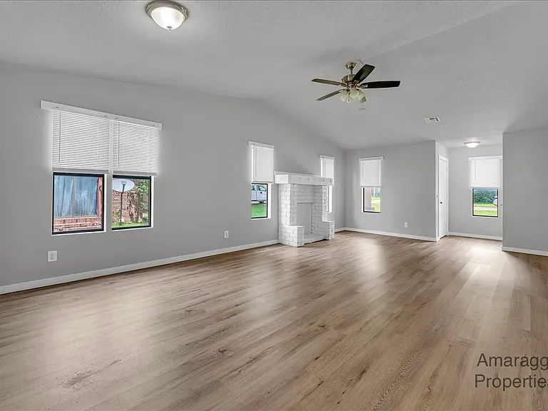 1012 N Turtle Creek Dr — Photo 6