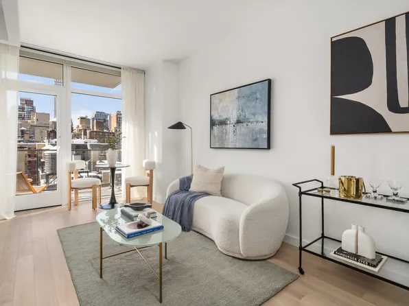 162 East 36th Street image 1 of 15