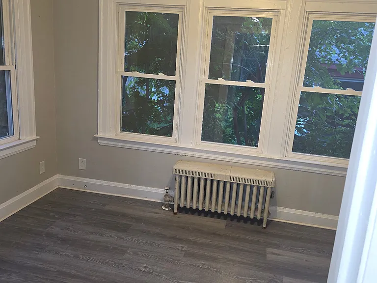 18061 Pennington Dr — Photo 19