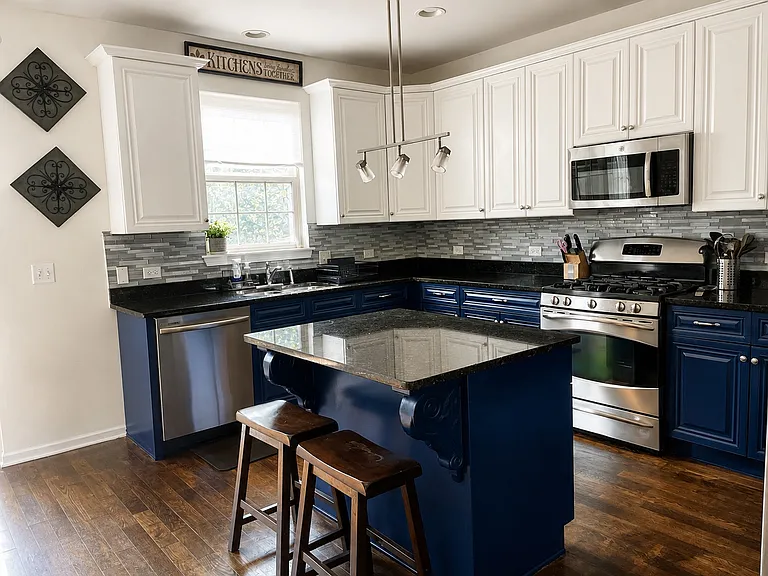 2493 Waterbury Ln — Photo 6