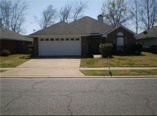 6002 Summerville Ln, Bossier City, LA 71111