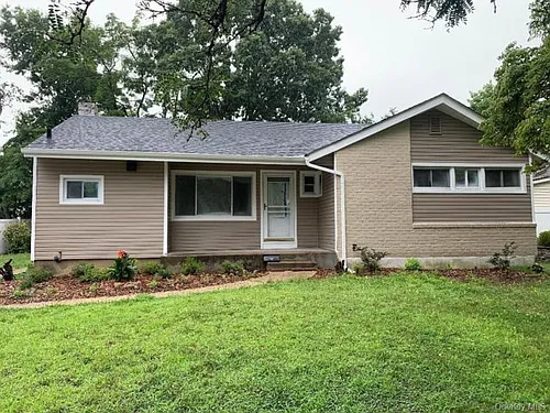 402 Leslie Ln Photo 1