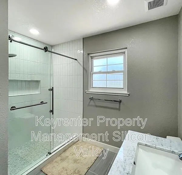 1806 Blackmore Ct — Photo 23