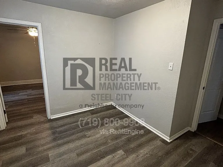 1428 E Orman Ave — Photo 14
