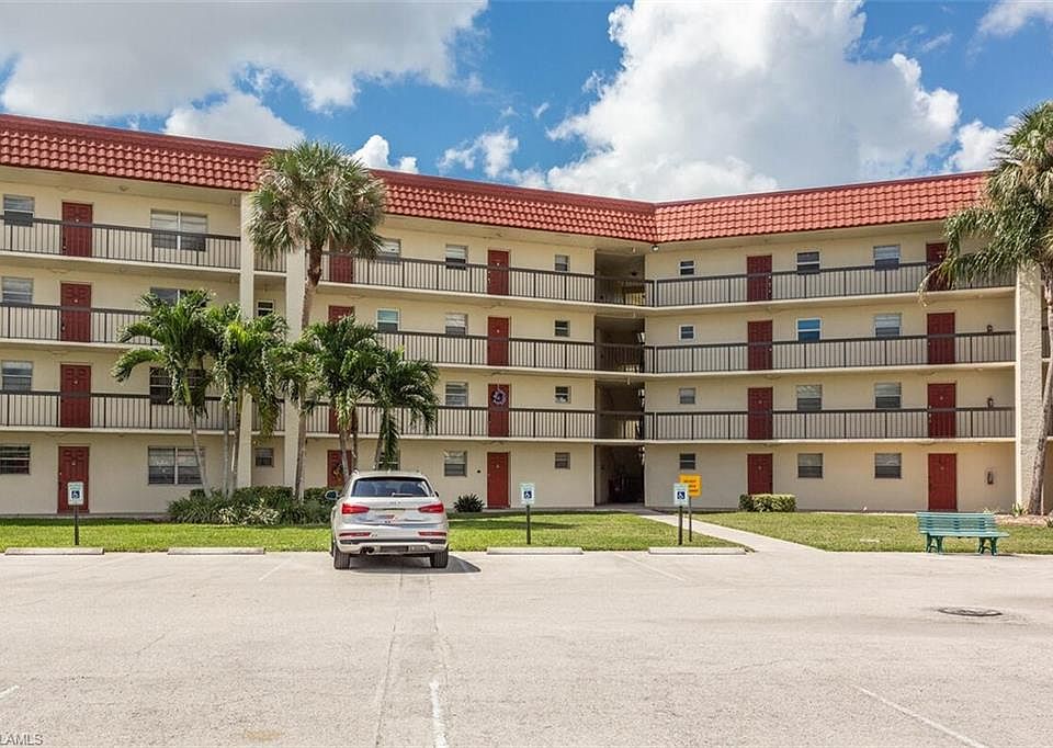 1st image of 4380 27th CT SW #1-206