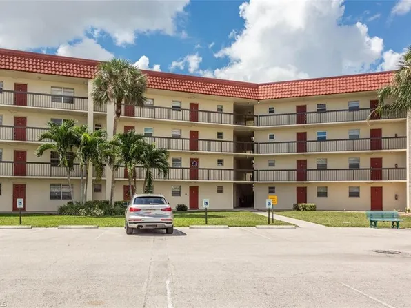 4380 27th CT SW #1-206, NAPLES, FL 34116