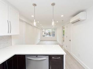 1815 25th Rd APT 2F, Astoria, NY 11102