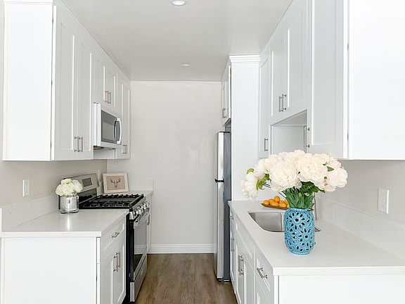 4th image of 1111 S Benito Ave #B