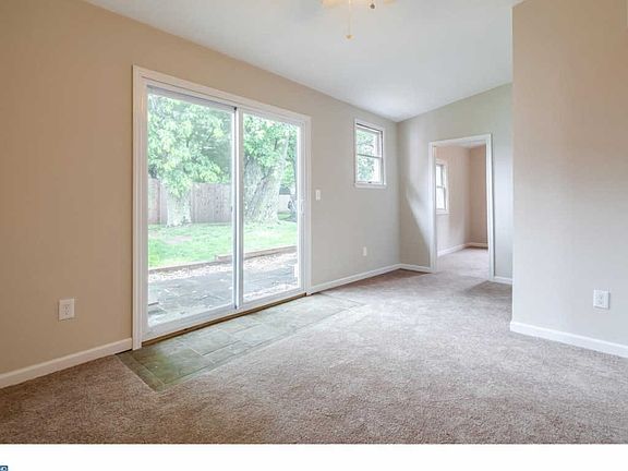 5th image of 1930 Clearview Ave