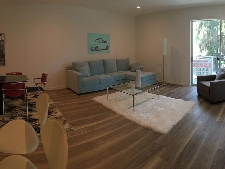 4600 Coldwater Canyon Ave #201 — Photo 4