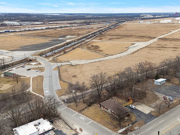 4th image of 107 S State St