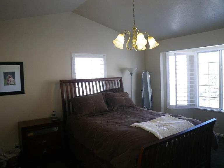 1015 E 2650 N — Photo 30