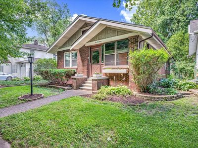 217 Florence Ave, Bloomington, IL, 61701