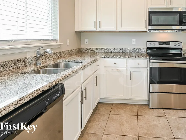 12393 Sea Island Dr — Photo 5