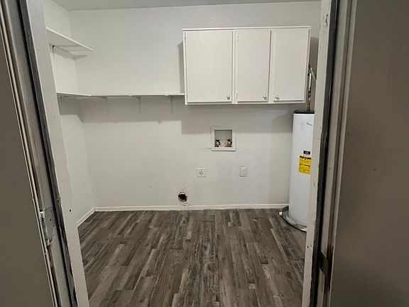 4th image of 1221 Neptune St