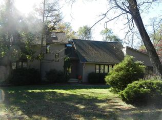 1 Brush Neck Rd, Marlboro, NJ 07746