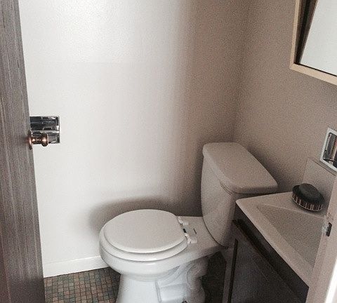 3rd image of 2819 W Glen Flora Ave APT 211