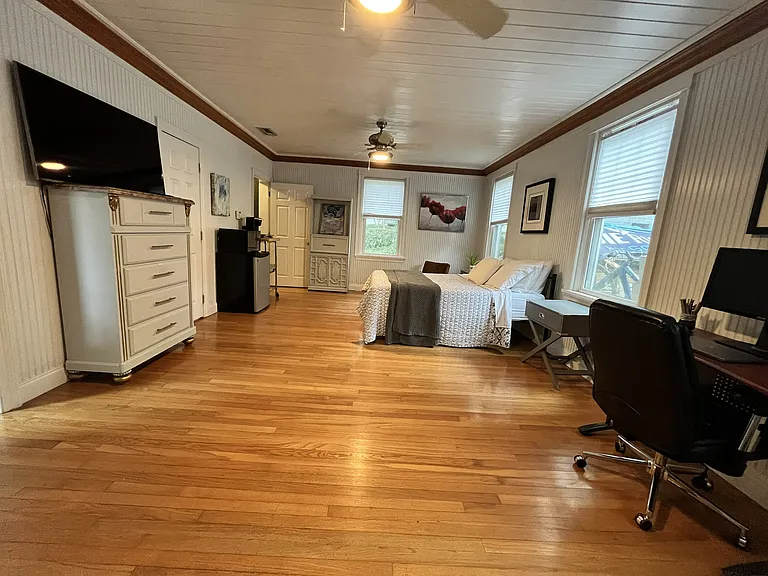 114 Lsu Ave — Photo 6