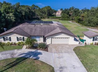 196 Hickory Rd, Naples, FL 34108