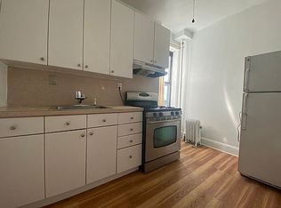 23-24 31st Ave #4, Astoria, NY