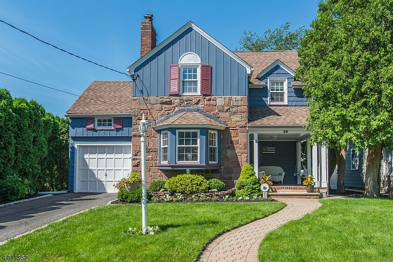 1st image of 28 Woodland Ave