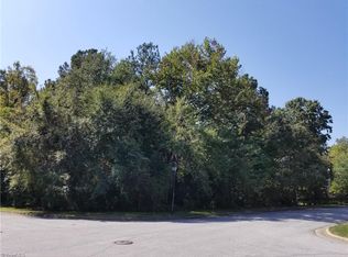 118 Brookberry Dr, Jamestown, NC 27282