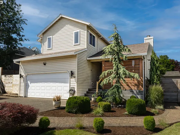 270 NW 1st St, Dundee, OR 97115