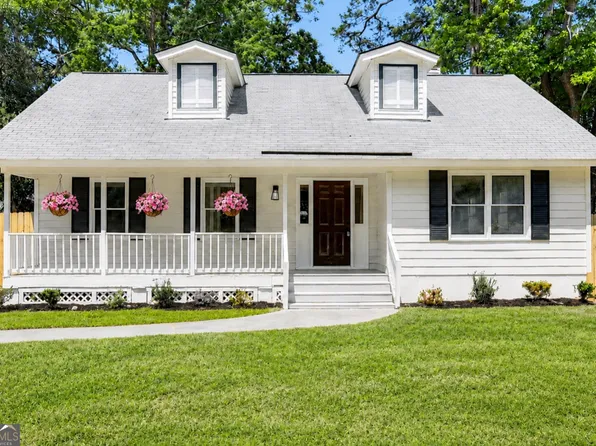 135 Backshell Rd, Savannah, GA 31404