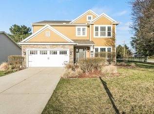 4441 Jade Crossing Dr, South Bend, IN 46628