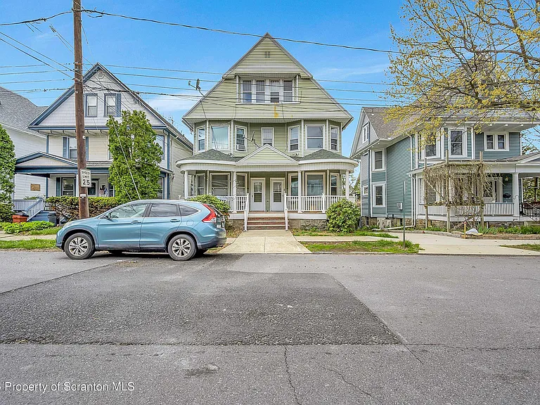 439 Wheeler Ave — Photo 2