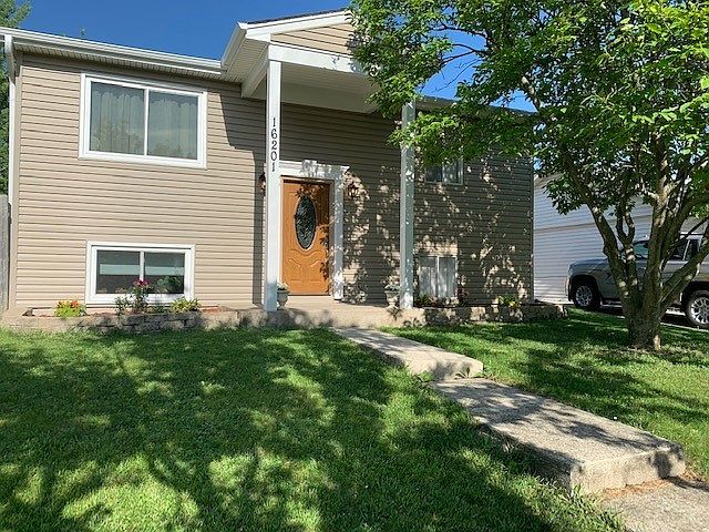 1st image of 16201 92nd Ave