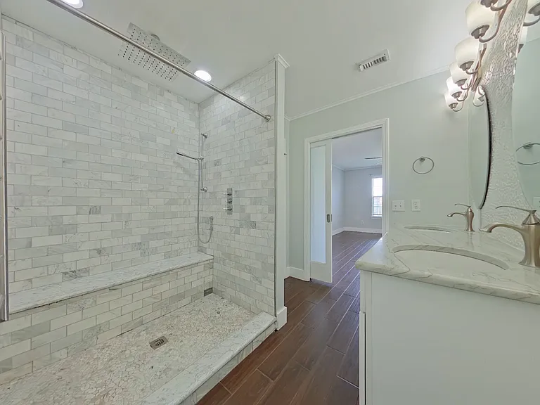 11-web-or-mls-7 Main Bathroom-3_02232026