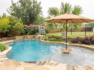 2005 Cardinal Dr, Forney, TX 75126