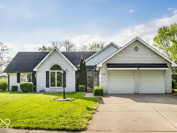 51 Glasgow Ln, Noblesville, IN 46060