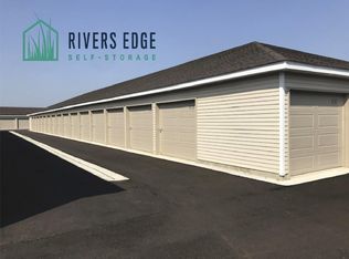 7701 NE River Rd #27, Elk River, MN 55330