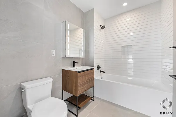 Rented by ERNY LLC | media 3