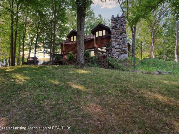 6681 Guy Rd, Nashville, MI 49073