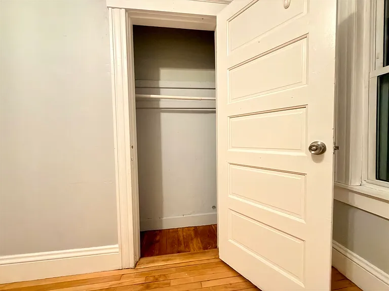 90 Vernon St #3 — Photo 23