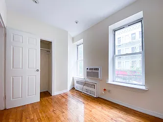 Rented by Kahen Properties