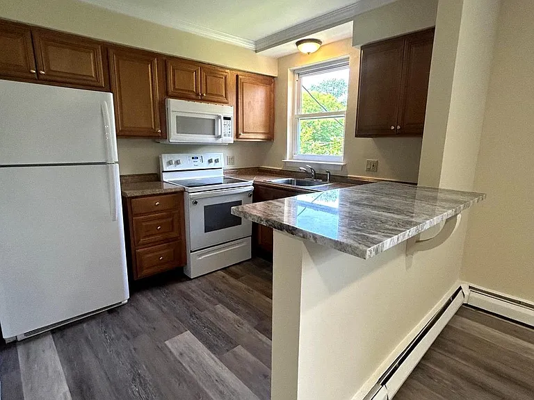 333 Lacey Ave #A7 — Photo 2