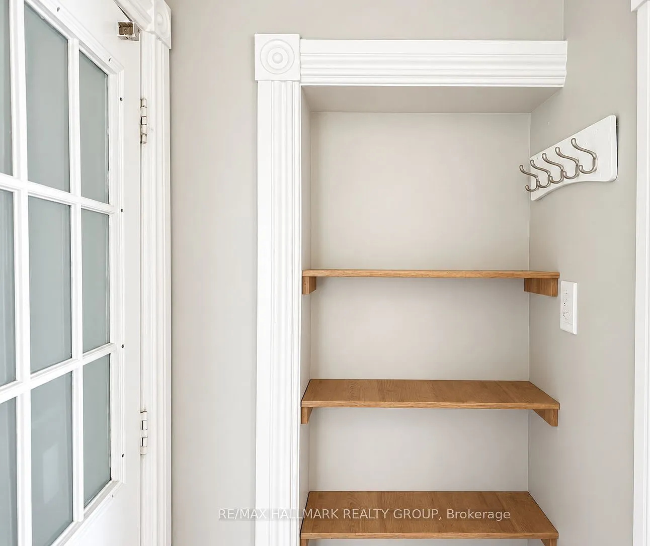 2 bed, $1,800 — Photo 4