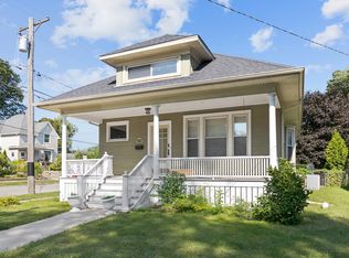 665 S Liberty St, Elgin, IL 60120