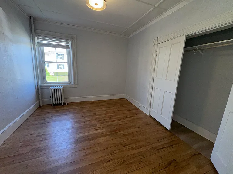 44 Court St #B — Photo 6